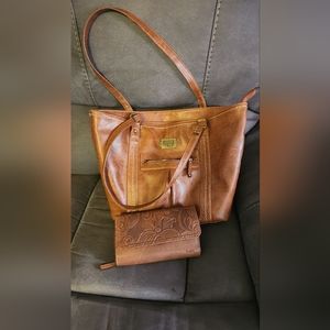 b.o.c handbag and wallet